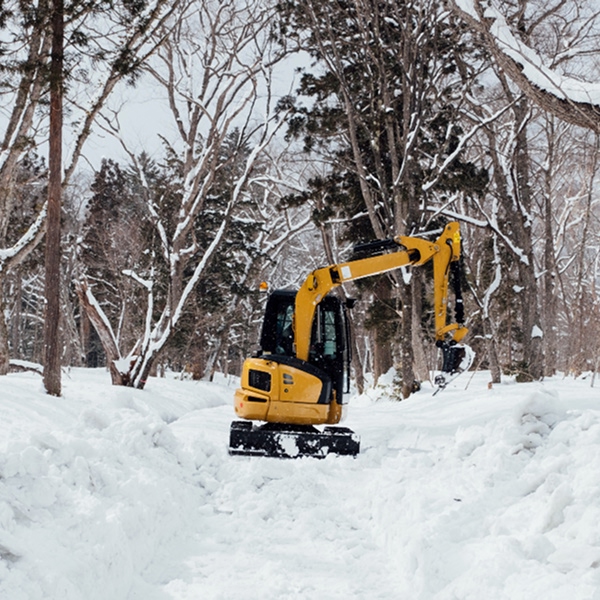 mini-excavatrice-criteres-techniques-qui-comptent-vraiment